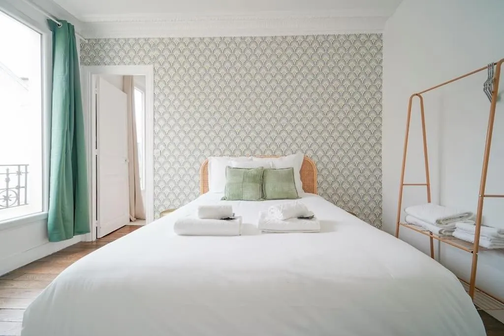 Apartment Proche Vaugirard - Sauge - II Paris France
